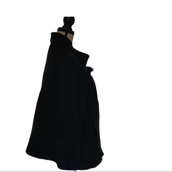 Sandro Women’s Ruffle Jacket - Picture 3 of 4